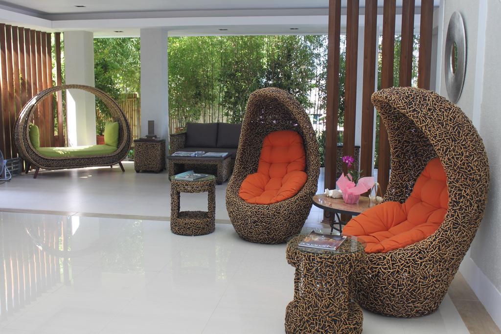 The Reef Hotel And Residences Olongapo Bagian luar foto