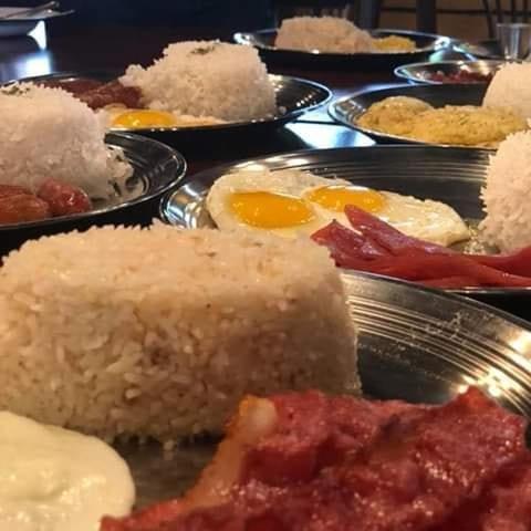 The Reef Hotel And Residences Olongapo Bagian luar foto